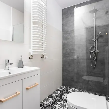 Cozy Slusarska Apartamento *
